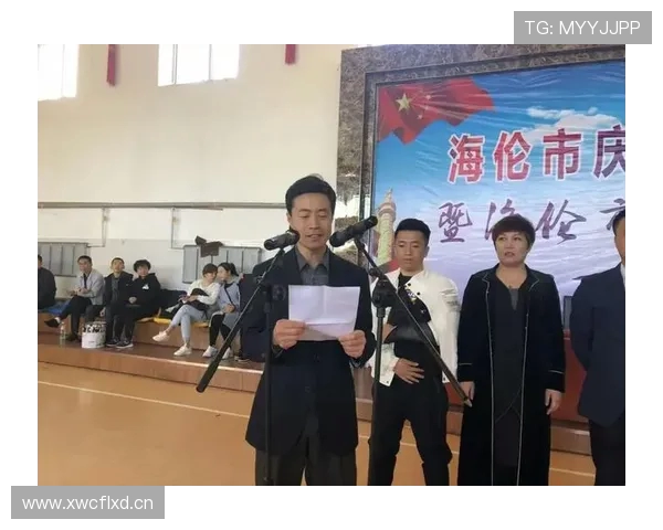 罗杰斯身着传统服饰庆祝沙特建国日展现文化尊重与友谊